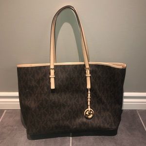 Michael Kors Jet Set Travel Top Zip Monogram Tote